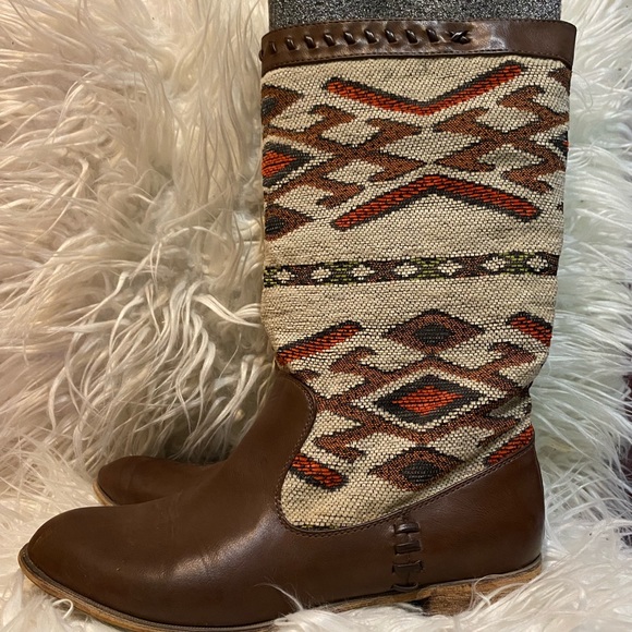 Wanted Shoes - WANTED Aztec calf boots size 10